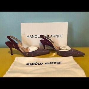 Manolo Blahnik, Purple Carolyne/Brun Slingbacks